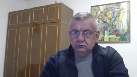 Snapshot of machomale3 chatting on December 2024 02:55:01 PM Macho online show from December 2024 02:55:01 PM