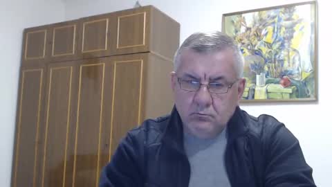 Snapshot of machomale3 chatting on December 2024 09:39:01 PM Macho online show from December 2024 09:39:01 PM