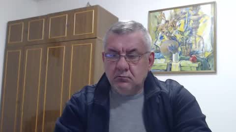 Snapshot of machomale3 chatting on December 2024 08:00:01 PM Macho online show from December 2024 08:00:01 PM
