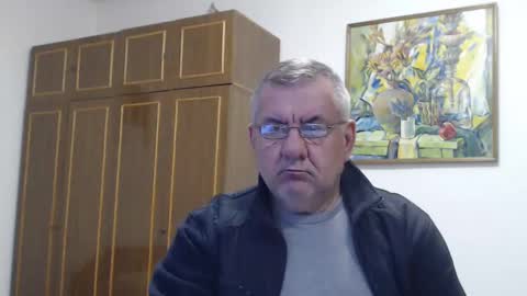 Snapshot of machomale3 chatting on December 2024 02:16:02 PM Macho online show from December 2024 02:16:02 PM
