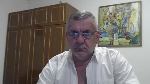 Snapshot of machomale3 chatting on December 2024 07:10:01 PM Macho online show from December 2024 07:10:01 PM