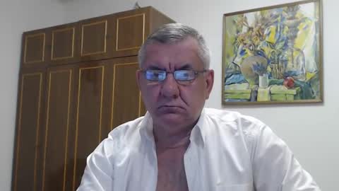 Snapshot of machomale3 chatting on December 2024 07:34:02 PM Macho online show from December 2024 07:34:02 PM