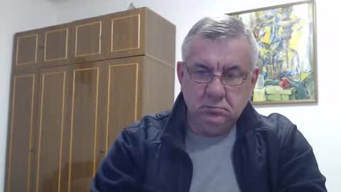 Snapshot of machomale3 chatting on December 2024 08:00:02 PM Macho online show from December 2024 08:00:02 PM