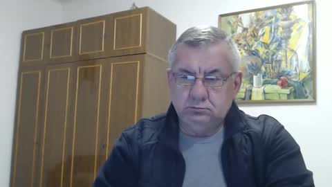 Snapshot of machomale3 chatting on December 2024 05:33:02 AM Macho online show from December 2024 05:33:02 AM