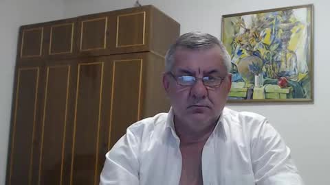 Snapshot of machomale3 chatting on December 2024 07:53:02 PM Macho online show from December 2024 07:53:02 PM
