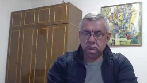 Snapshot of machomale3 chatting on December 2024 06:13:01 PM Macho online show from December 2024 06:13:01 PM