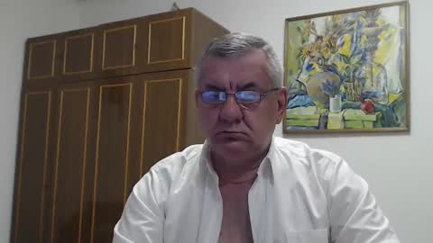 Snapshot of machomale3 chatting on January 2025 08:15:01 PM Macho online show from January 2025 08:15:01 PM