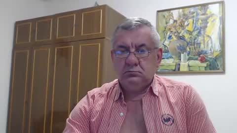 Snapshot of machomale3 chatting on January 2025 08:32:02 PM Macho online show from January 2025 08:32:02 PM