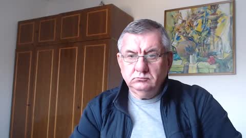 Snapshot of machomale3 chatting on January 2025 01:30:01 PM Macho online show from January 2025 01:30:01 PM