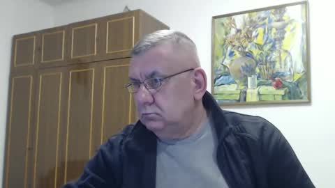 Snapshot of machomale3 chatting on January 2025 03:23:01 PM Macho online show from January 2025 03:23:01 PM