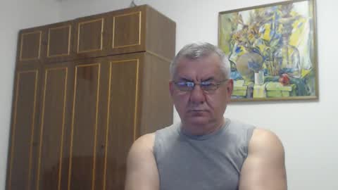 Snapshot of machomale3 chatting on September 2025 08:24:01 PM Macho online show from September 2025 08:24:01 PM