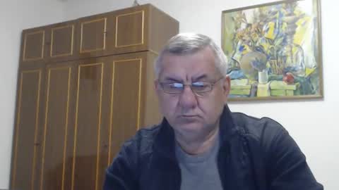 Macho online show from November 2025 04:07:02 PM