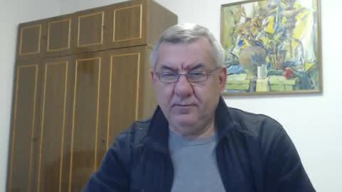 Macho online show from November 2025 01:32:02 PM