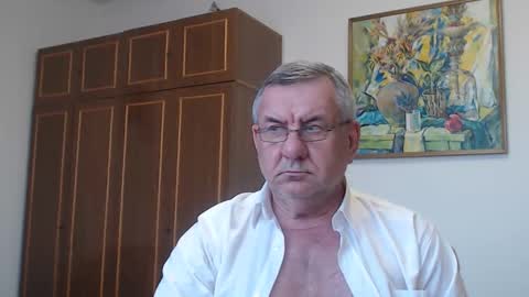 Macho online show from March 2026 03:33:01 PM