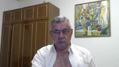 Macho online show from June 2026 06:47:01 PM