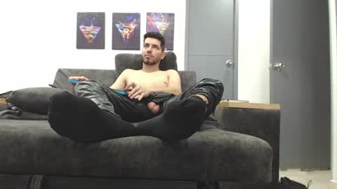 instagram mackdanielsx online show from April 2026 10:07:01 PM