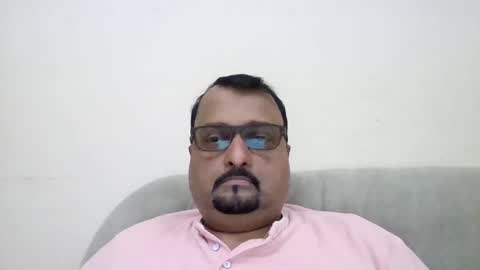 Snapshot of mackbe chatting on May 2026 04:05:02 PM Mackbe online show from May 2026 04:05:02 PM