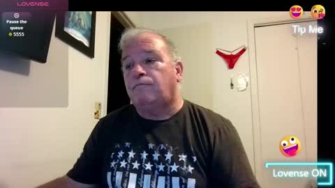 mackdocc001 online show from November 2025 07:38:02 PM