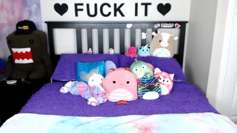 Snapshot of mackenziewolfe chatting on January 2025 07:20:02 AM Mackenzie Wolfe online show from January 2025 07:20:02 AM