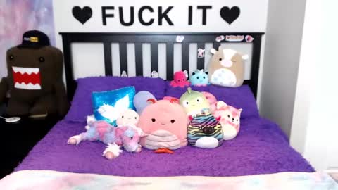 Snapshot of mackenziewolfe chatting on September 2025 05:53:02 AM Mackenzie Wolfe online show from September 2025 05:53:02 AM