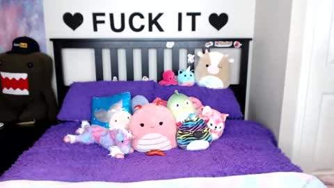 Snapshot of mackenziewolfe chatting on September 2025 05:44:01 AM Mackenzie Wolfe online show from September 2025 05:44:01 AM