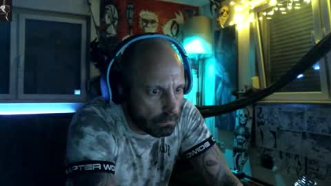 Snapshot of mad_dem0n chatting on September 2025 10:42:01 PM Manuel online show from September 2025 10:42:01 PM