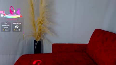 Dalila online show from December 2025 01:19:01 PM