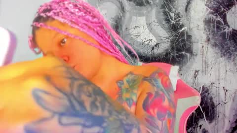 Snapshot of madam_sativa chatting on October 2025 06:26:01 PM di online show from October 2025 06:26:01 PM