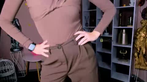 Snapshot of madam_ulis chatting on March 2026 04:36:01 PM Ulis online show from March 2026 04:36:01 PM