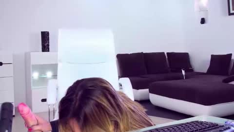 MadameXXX777 online show from December 2025 04:41:01 AM