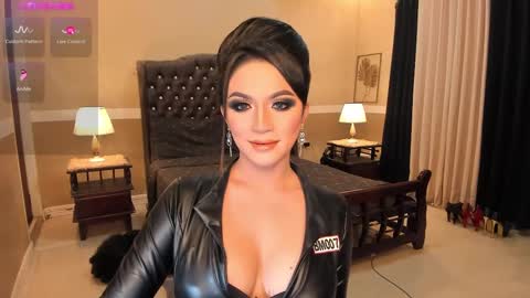 Alison Kloss online show from January 2025 11:38:01 PM