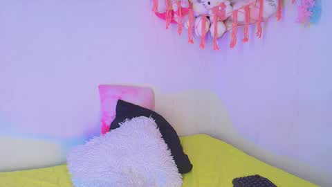 Snapshot of maddie_09 chatting on November 2025 01:23:01 PM maddie 09 online show from November 2025 01:23:01 PM