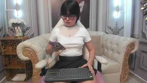 MADDIE online show from April 2026 03:01:04 AM