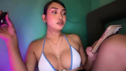 Snapshot of maddison_jade chatting on March 2026 02:02:02 PM maddison_jade online show from March 2026 02:02:02 PM