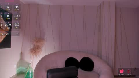 Snapshot of maddisonlowe chatting on September 2025 03:06:02 AM Maddison online show from September 2025 03:06:02 AM