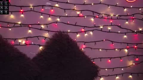 Snapshot of maddisrock chatting on November 2025 10:59:02 AM madis online show from November 2025 10:59:02 AM