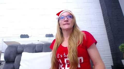 maddy cartter online show from December 2024 03:06:01 AM