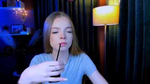 Snapshot of maddy_moah chatting on April 2026 04:48:01 AM maddy moah online show from April 2026 04:48:01 AM