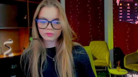 Snapshot of maddy_moah chatting on April 2026 01:41:02 PM maddy moah online show from April 2026 01:41:02 PM
