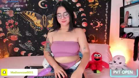 Snapshot of maddy_rose12 chatting on September 2025 03:33:01 PM Maddy rose12 online show from September 2025 03:33:01 PM