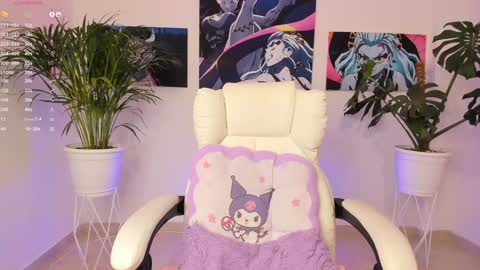 maddy_uwu online show from December 2024 10:07:01 AM