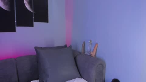 Snapshot of maddy_walker chatting on January 2025 09:11:02 PM Maddy online show from January 2025 09:11:02 PM