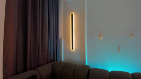 Snapshot of maddy_walker chatting on September 2025 07:37:02 PM Maddy online show from September 2025 07:37:02 PM