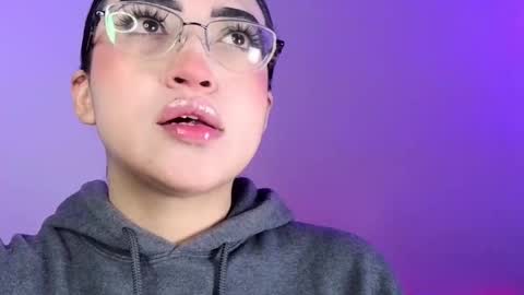   Please followme and rate me your thumbs up online show from September 2025 05:58:01 PM