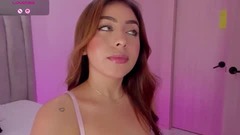 Snapshot of maddylennon chatting on May 2026 10:48:02 PM Lina online show from May 2026 10:48:02 PM
