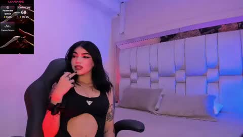 Snapshot of maddyperez8 chatting on June 2026 07:59:02 PM BELLA online show from June 2026 07:59:02 PM