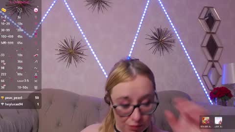 Snapshot of maddysmile chatting on April 2026 04:24:01 AM Maddy online show from April 2026 04:24:01 AM