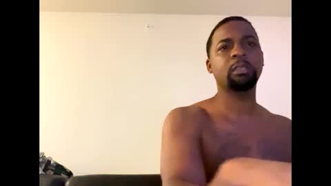 Snapshot of madehersquirt2 chatting on December 2024 02:03:02 AM madehersquirt2 online show from December 2024 02:03:02 AM