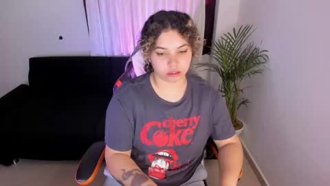 madelaine_taylor online show from January 2025 11:42:02 AM