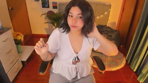 madelaine_taylor online show from September 2025 10:04:02 AM